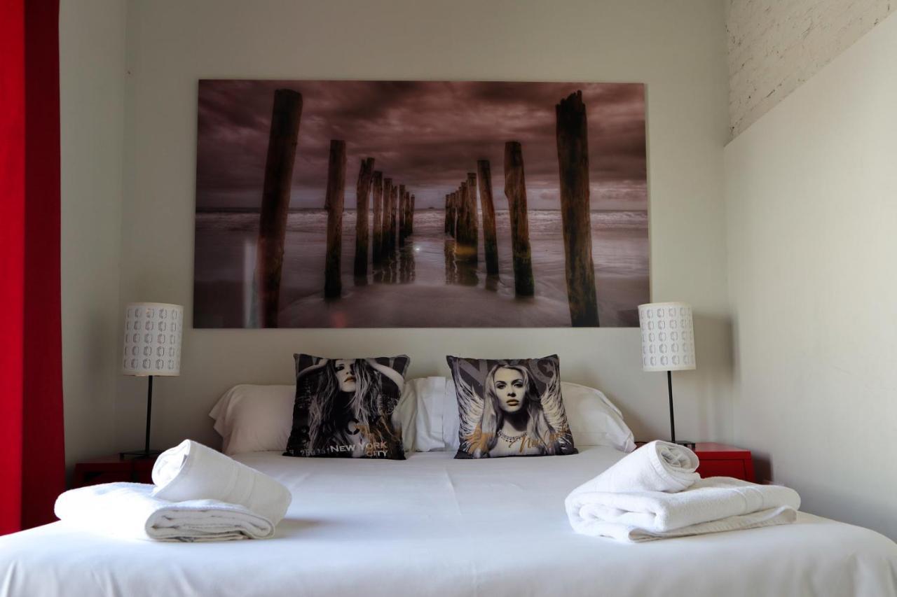 Triana Suite Dreams Sevilla Bagian luar foto