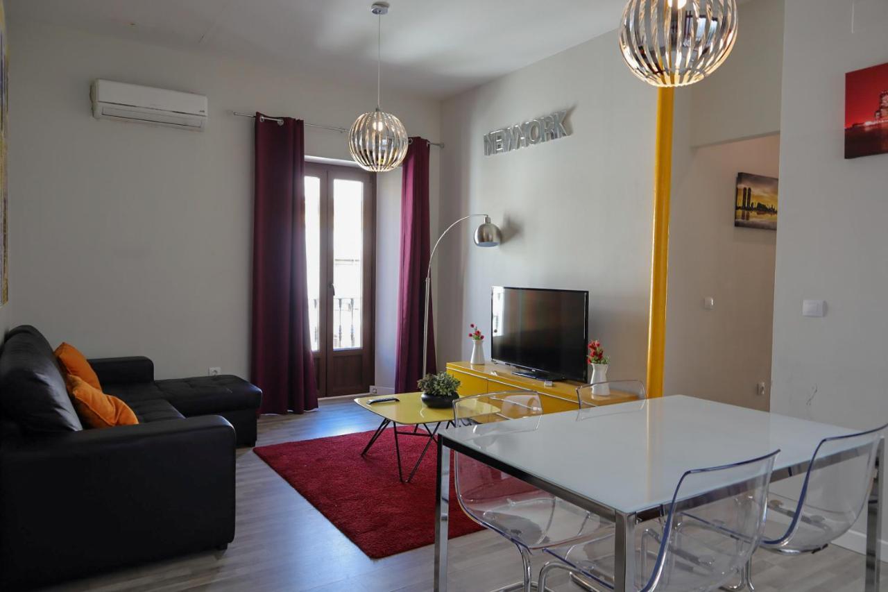 Triana Suite Dreams Sevilla Bagian luar foto