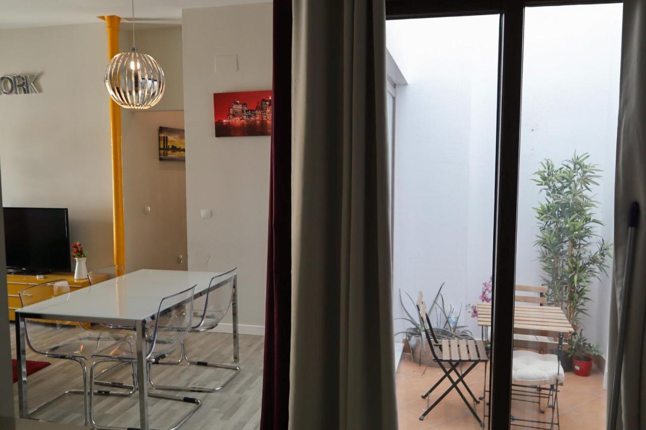 Triana Suite Dreams Sevilla Bagian luar foto