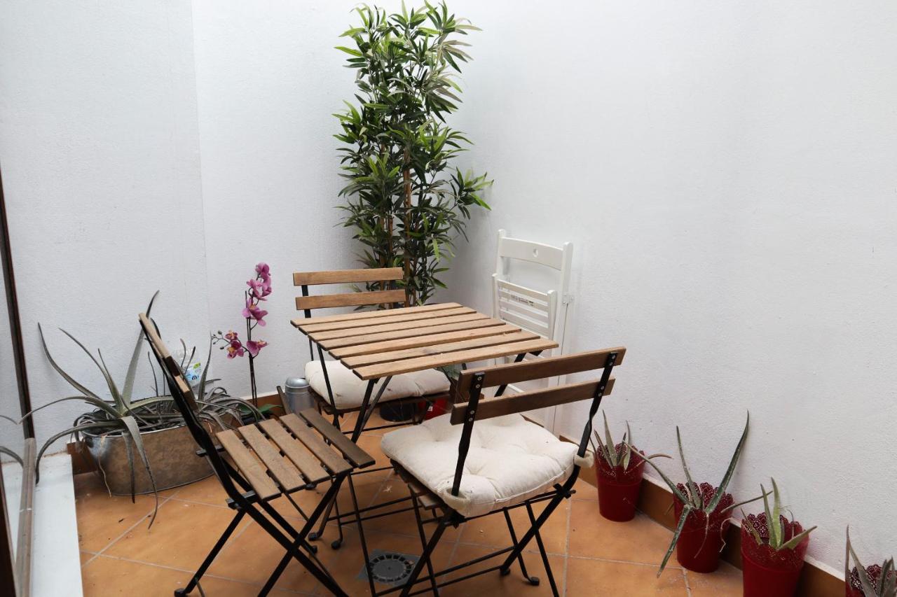 Triana Suite Dreams Sevilla Bagian luar foto